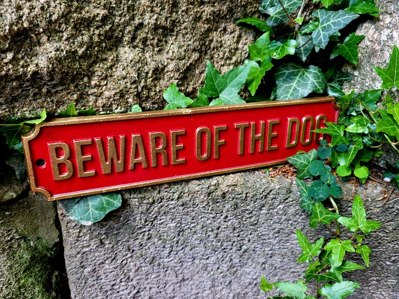 Hinweisschild Hund