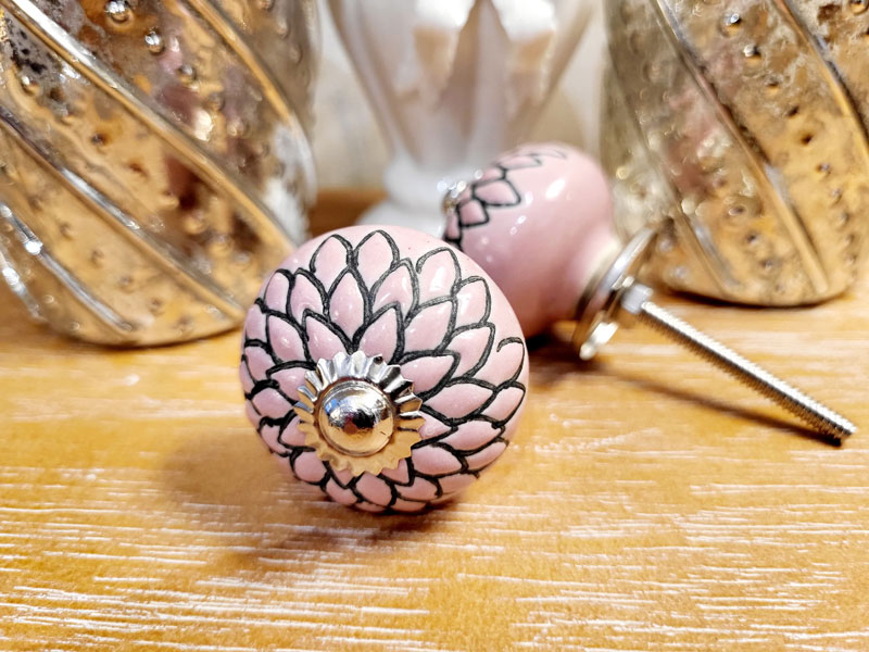 Nostalgischer Keramik Möbelknopf "rosa-grau"