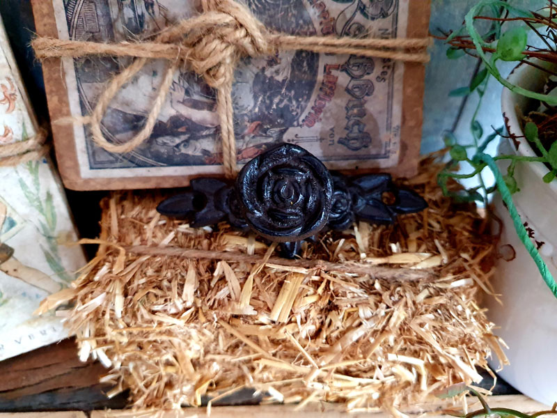 Möbelknopf Gusseisen Rose