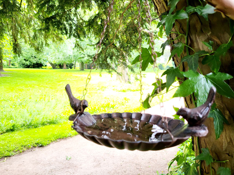 Vogeltränke Gusseisen hängend