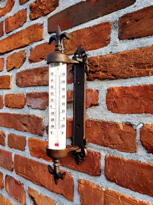 Nostalgisches Gartenthermometer