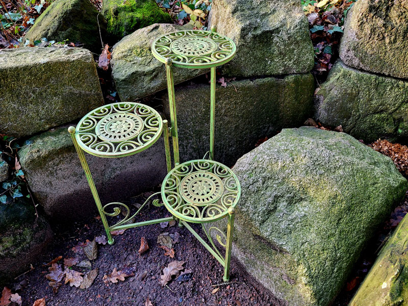 Pflanztisch Blumentreppe Antik grün mit 3 Böden 66cm hoch