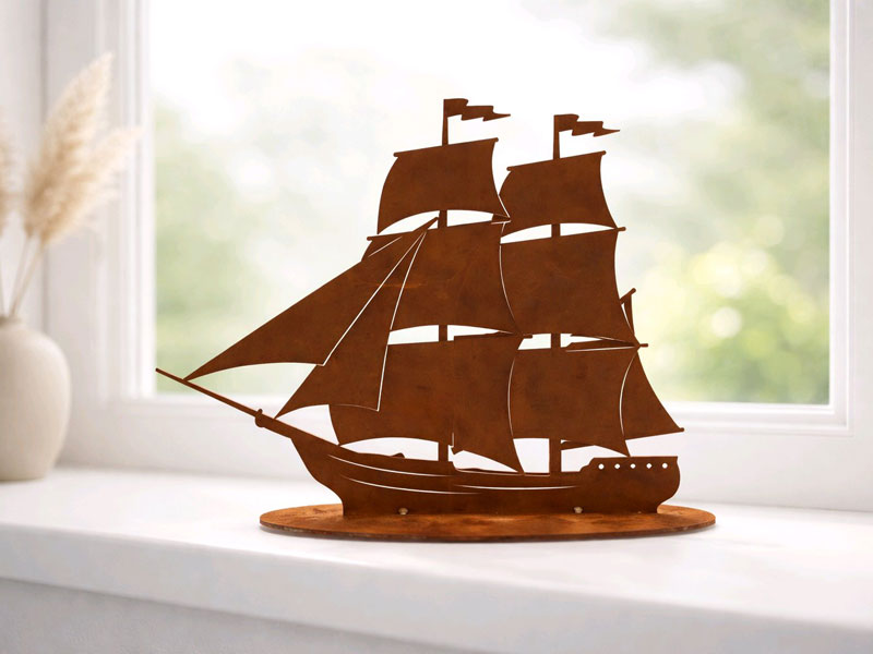 Segelschiff Edelrost 38x30cm auf Platte
