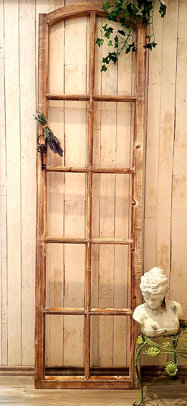 Großes Holzfenster Deko