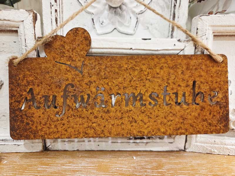 Edelrost Hängeschild mit Herzchen "Aufwärmstube" 19x10cm