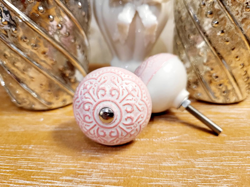 Nostalgischer Keramik Möbelknopf "Ornamentalisch rosa-weiß"
